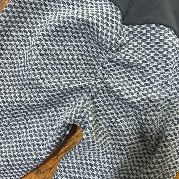 🤯🤯VIRAL TIKTOK LEGGINGS WITH BUTT ROUCHED - Picture 2 of 3